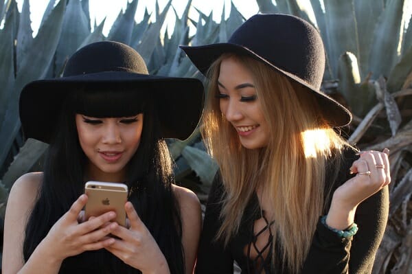 Influenceurs-reseaux-sociaux-entreprise